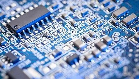 CPLD芯片ICD2053B的原理构造及其在数据采集系统中的应用